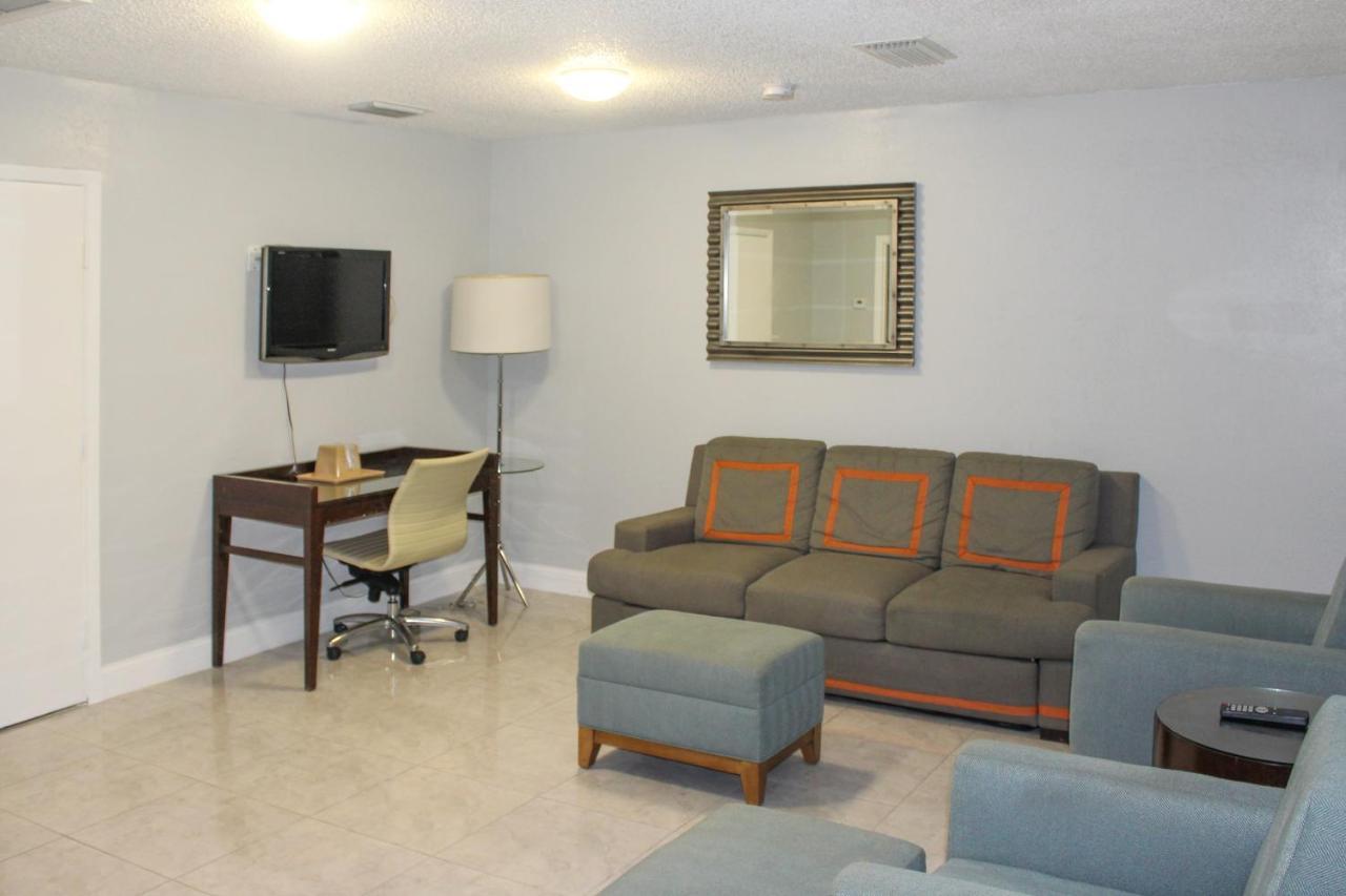 Apm Inn & Suites - Jacksonville Bagian luar foto